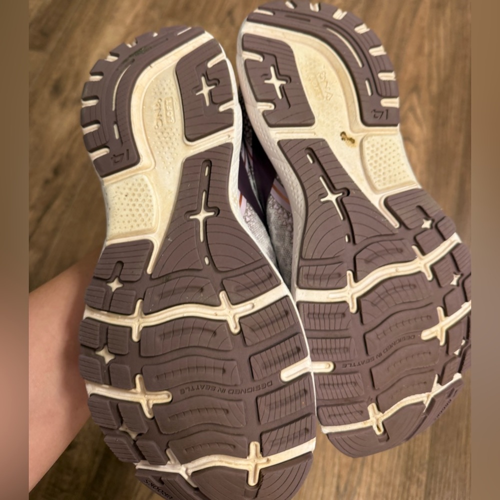 Brooks Ghost 14 – Women's size 8.5 - Picture 6 of 6